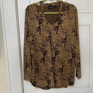Attitudes by Renee Golden Brown and Black Geometric Long Sleeve Top